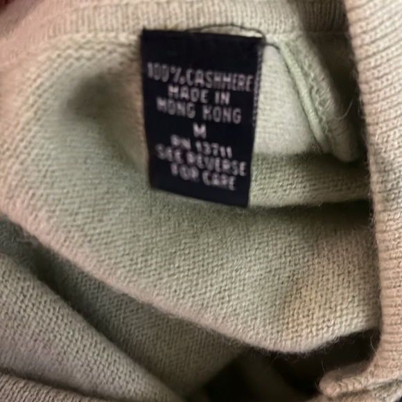 Beautiful VTG 90s Valerie Steven’s Pale Green Cashmere Short Sleeve Sweater M - Picture 4 of 4